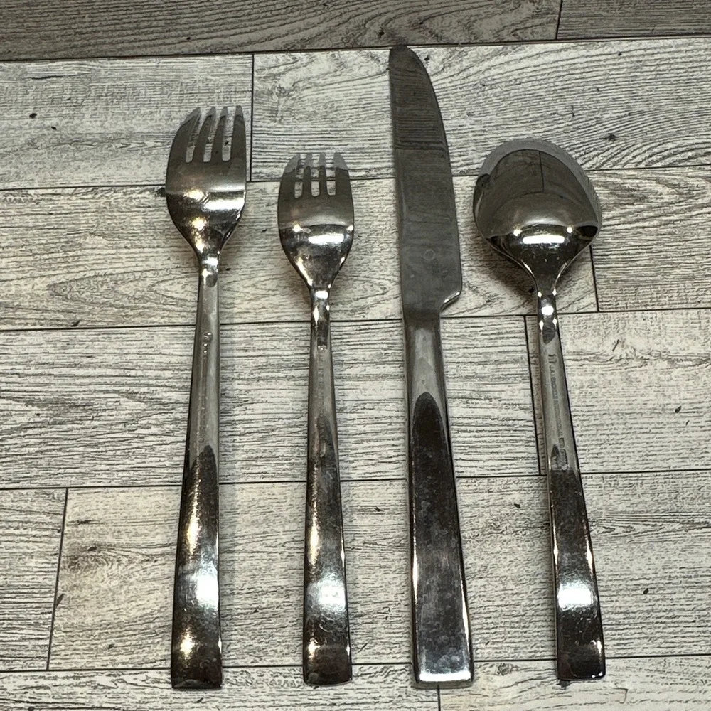 J.A. Henckels Intl Metro 18/10 Stainless Flatware 4PC Modern Shiny Silver